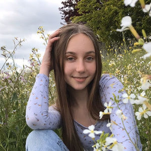 Meet your Posher, Hannah